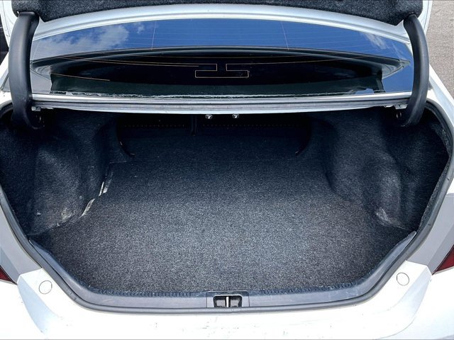 Used 2017 Toyota Camry SE FWD image 11