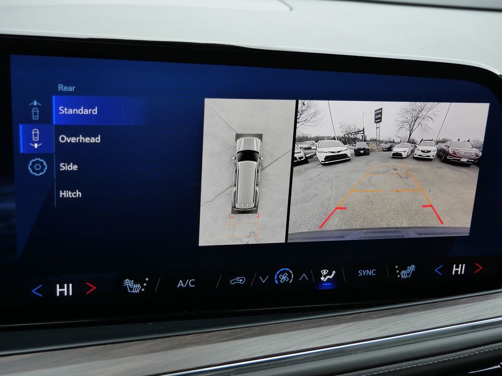 Used 2025 Chevrolet Suburban Z71 image 52