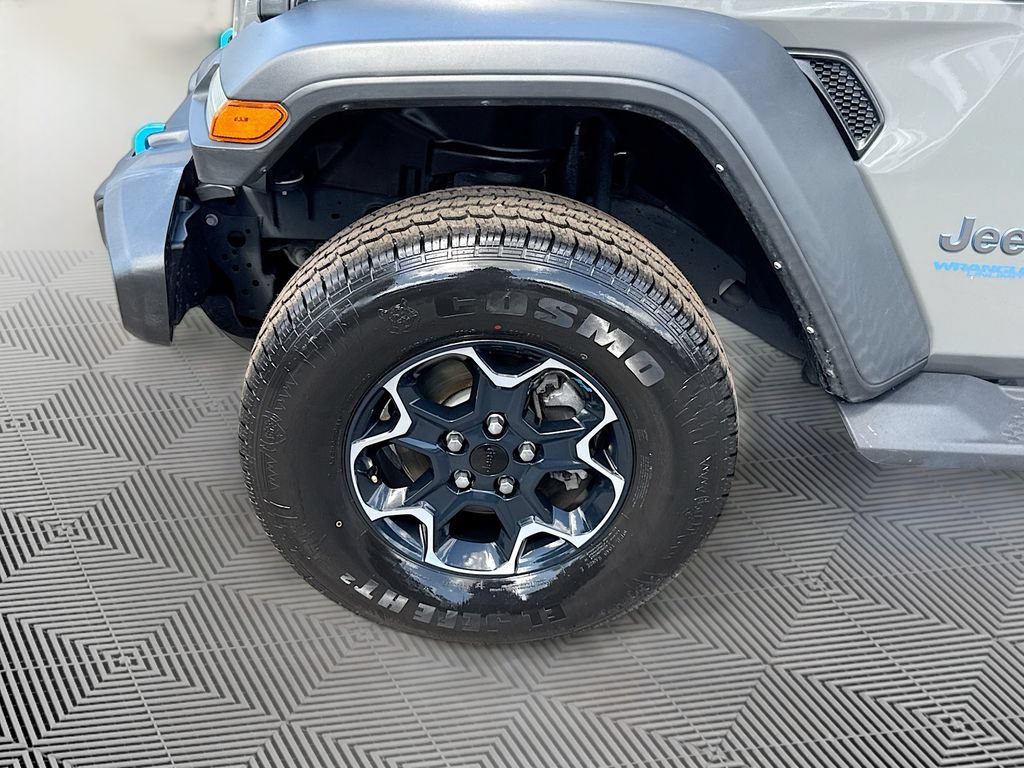 Used 2022 Jeep Wrangler Unlimited Rubicon 4xe w/ Safety Group AWD/4WD image 35