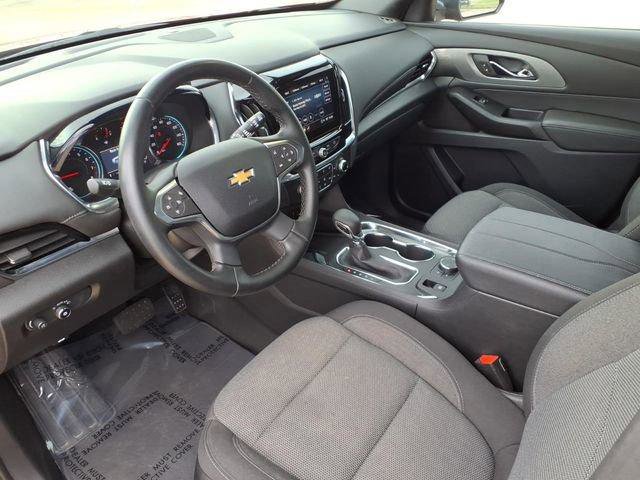 Used 2023 Chevrolet Traverse LT image 18