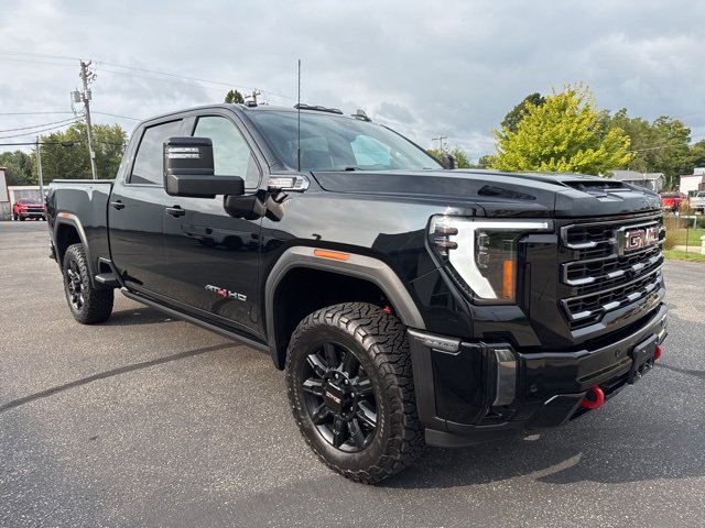 Used 2024 GMC Sierra 2500 AT4 w/ AT4 Premium Plus Package image 9