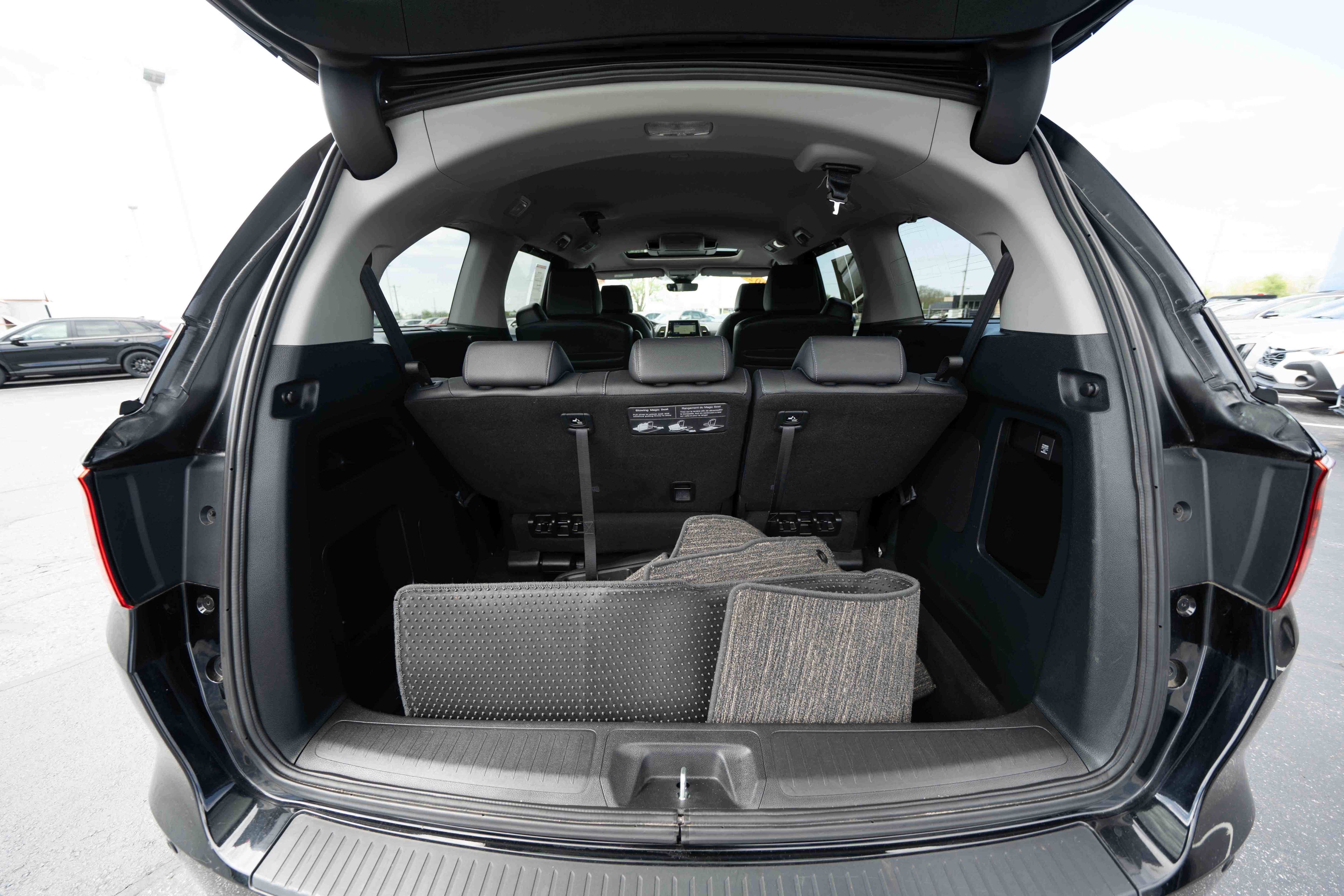 Used 2023 Honda Odyssey Touring image 29