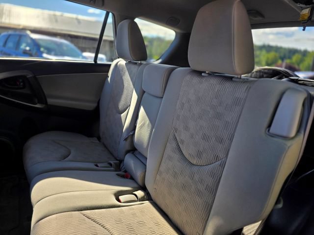 Used 2012 Toyota RAV4 FWD w/ Value Pkg image 43