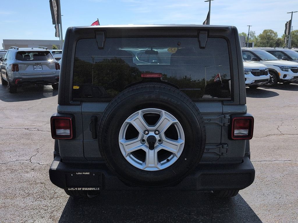 Used 2022 Jeep Wrangler Unlimited Sport AWD/4WD image 6