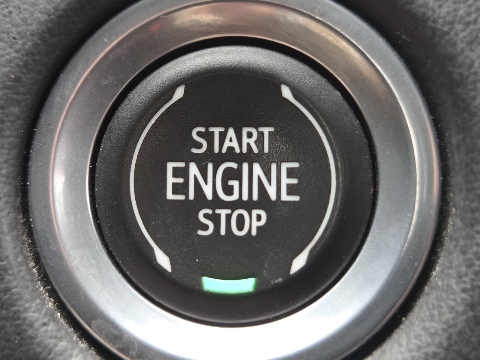 Used 2023 Chevrolet Suburban Premier AWD/4WD image 35