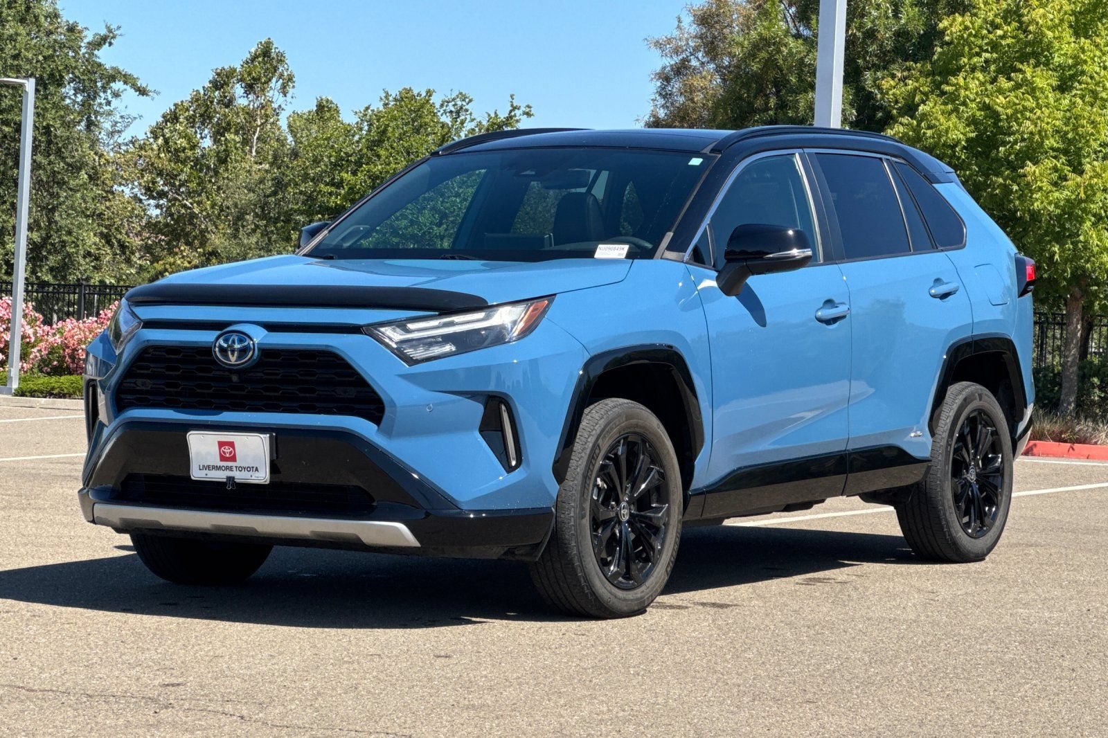 Certified 2022 Toyota RAV4 XSE AWD/4WD image 9