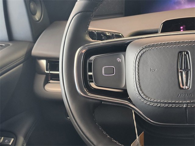 New 2025 Lincoln Navigator L Reserve w/ Jet Appearance Package image 26