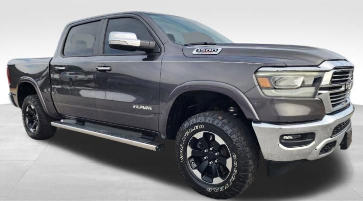 Used 2022 RAM 1500 Laramie AWD/4WD image 2
