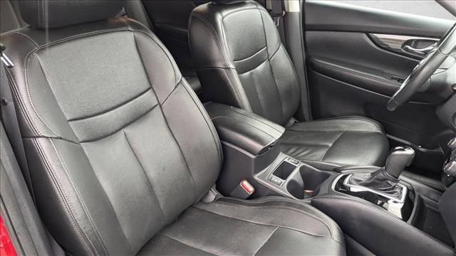 Used 2017 Nissan Rogue SL w/ SL Premium Package image 29