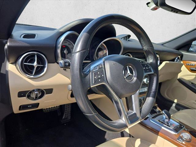 Certified 2016 Mercedes-Benz SLK 300 image 10