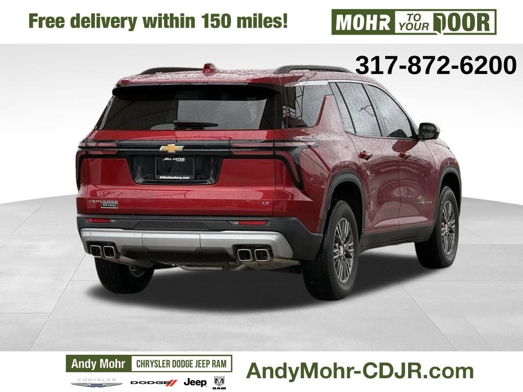 Used 2024 Chevrolet Traverse LT w/ Enhanced Driving Package image 7