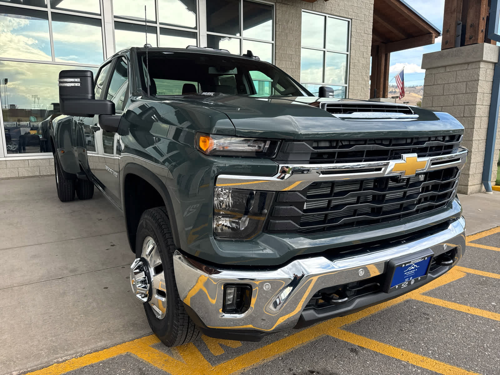 New 2026 Chevrolet Silverado 3500 LT w/ All Star Edition image 5