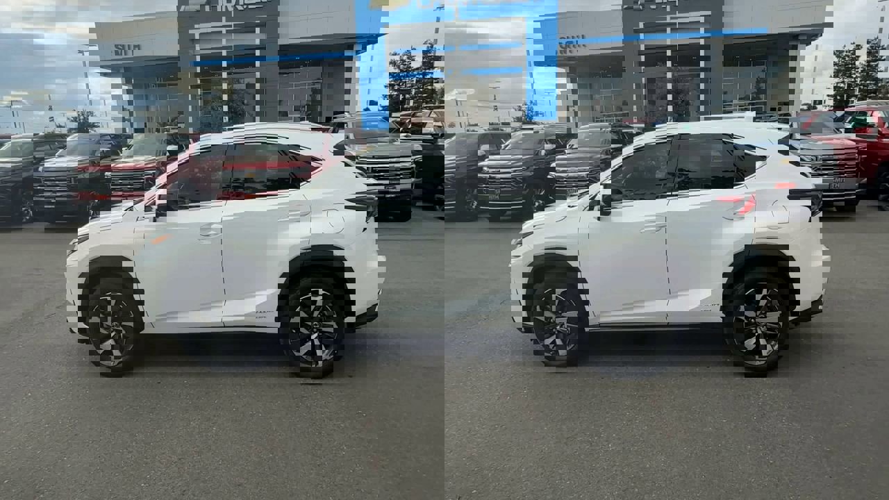 Used 2019 Lexus NX 300h AWD image 4