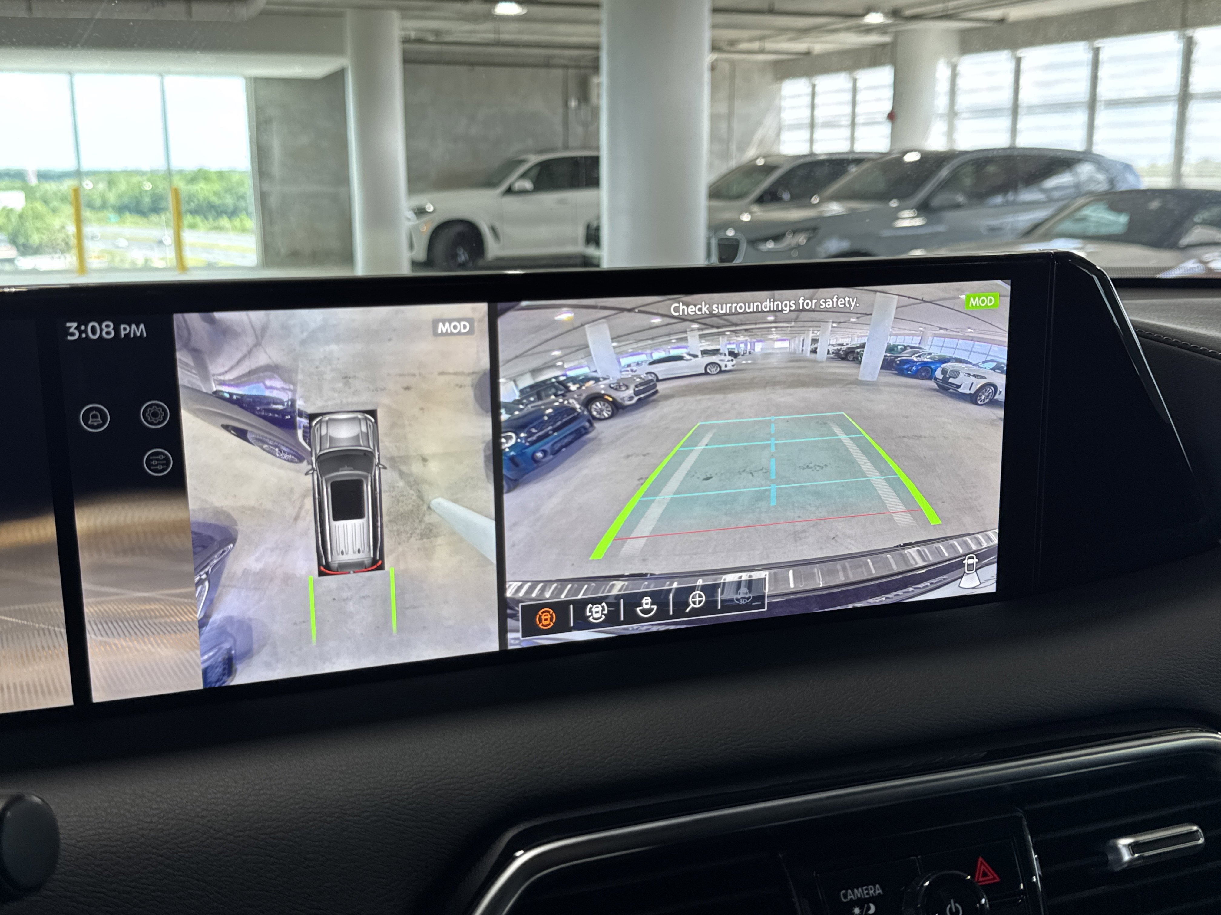 Used 2025 Nissan Armada Platinum image 29