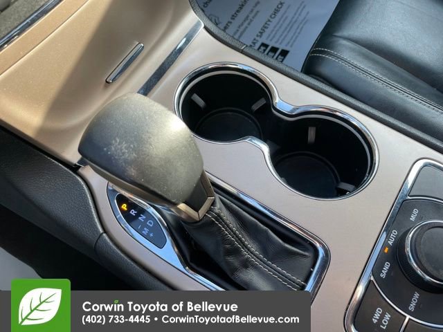 Used 2017 Jeep Grand Cherokee Limited image 29