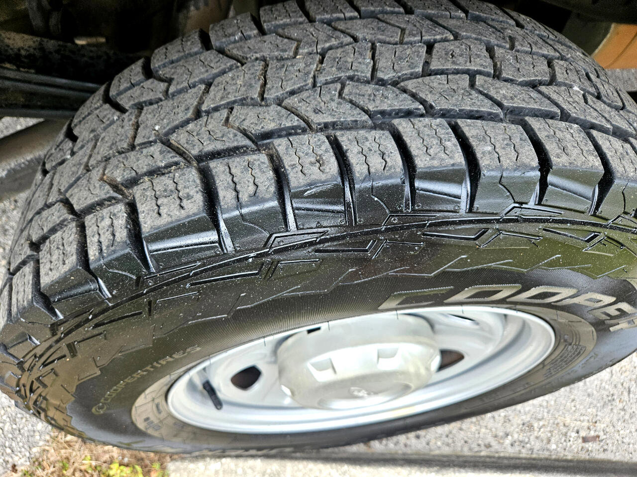 Used 2015 Ford F250 XL w/ Power Equipment Group image 21