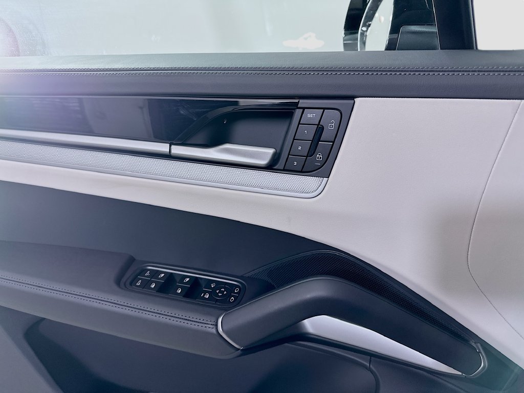 New 2026 Porsche Cayenne AWD/4WD image 20