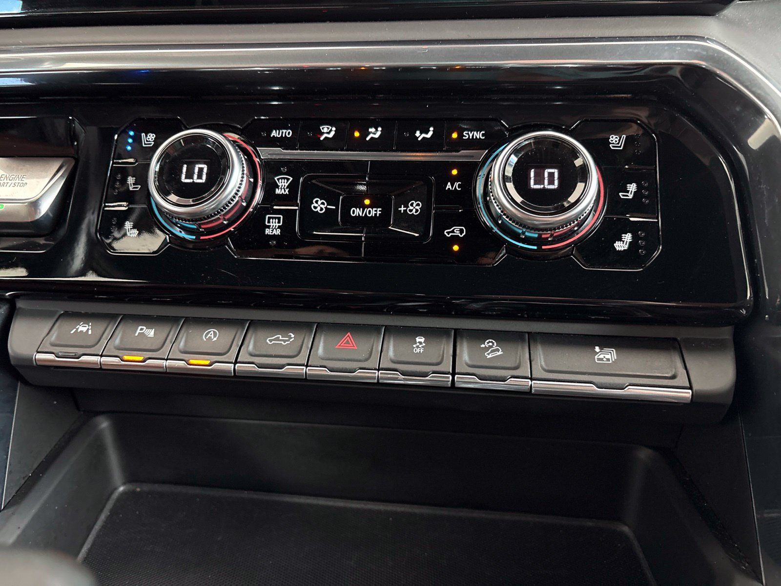 Used 2023 GMC Sierra 1500 Denali Ultimate AWD/4WD image 28