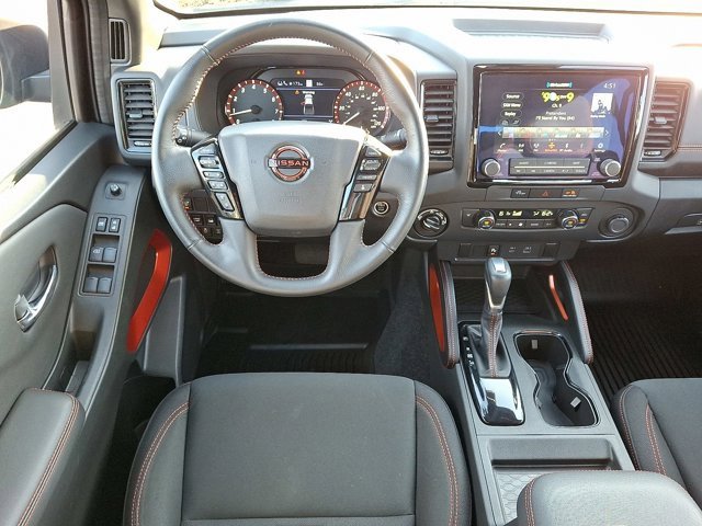 Used 2023 Nissan Frontier PRO-4X w/ Technology Package image 13