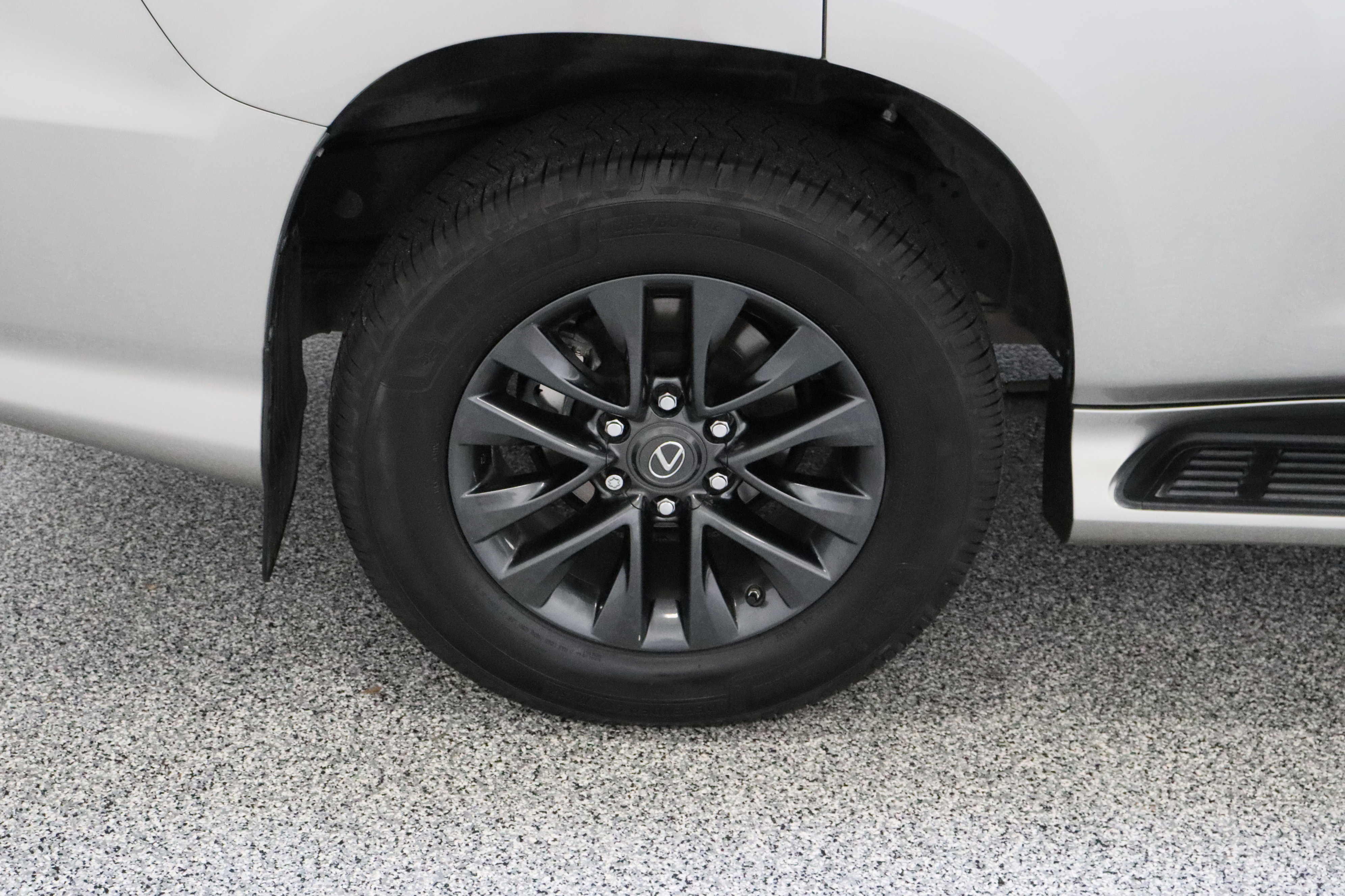 Used 2023 Lexus GX 460 Premium w/ Premium Plus Package image 6