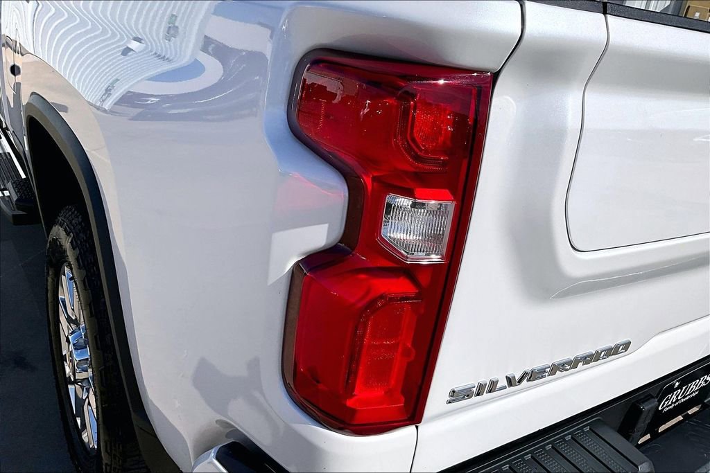 Used 2024 Chevrolet Silverado 2500 High Country w/ High Country Premium Package image 40