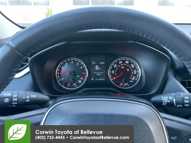 Used 2021 Toyota RAV4 XLE w/ Convenience Package image 9