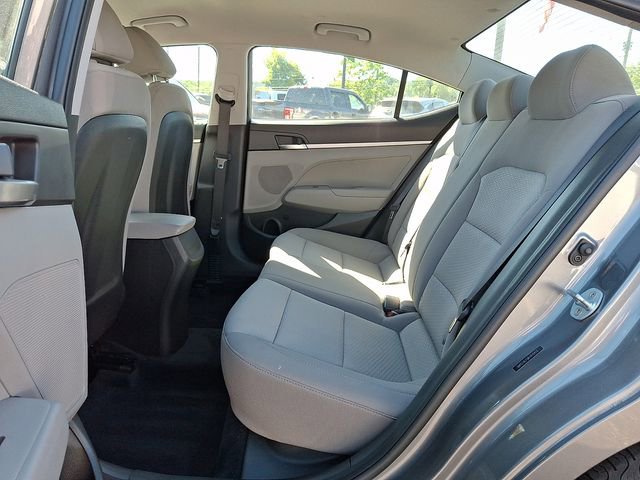 Used 2019 Hyundai Elantra SE FWD image 10