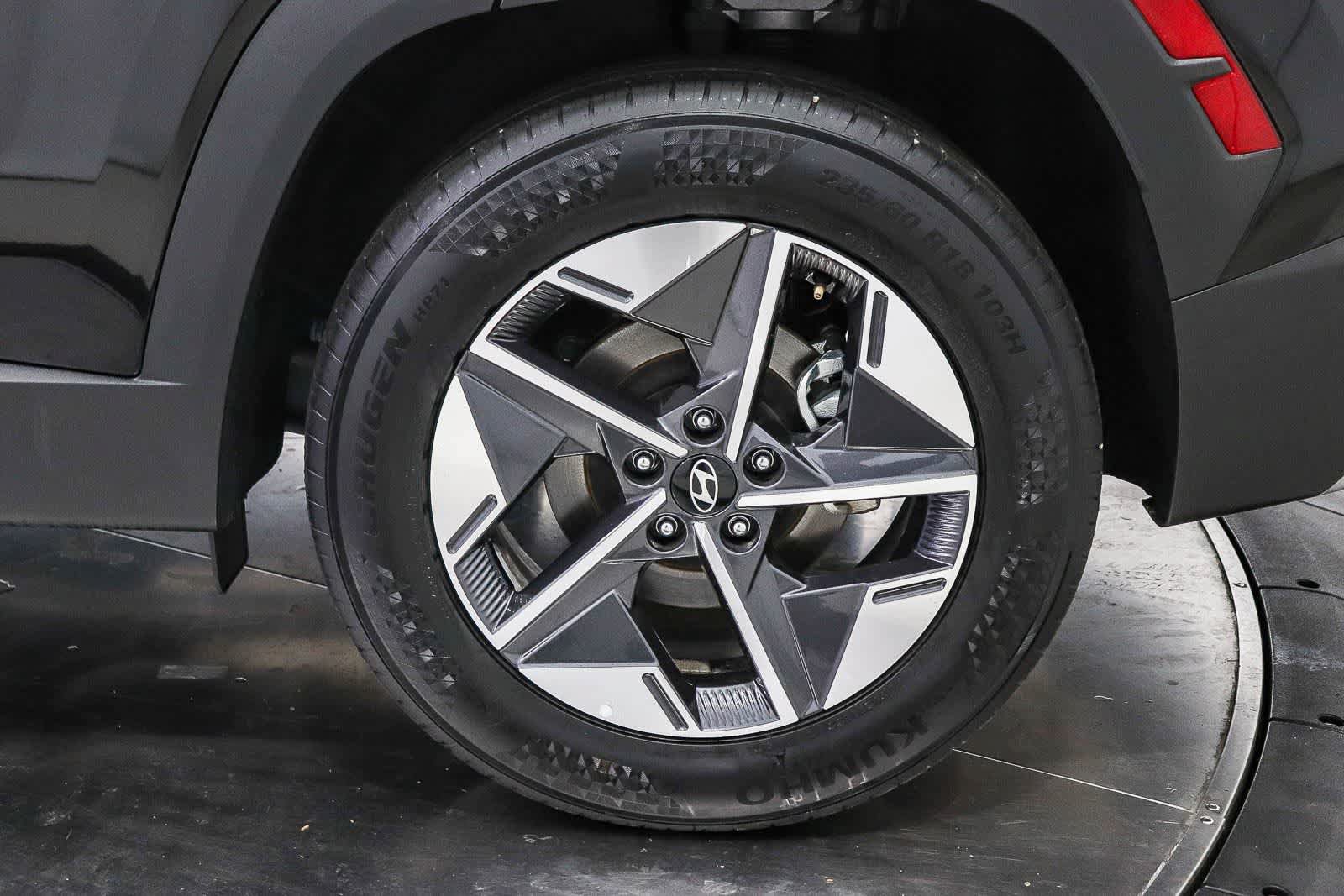 Used 2025 Hyundai Tucson SEL FWD image 10