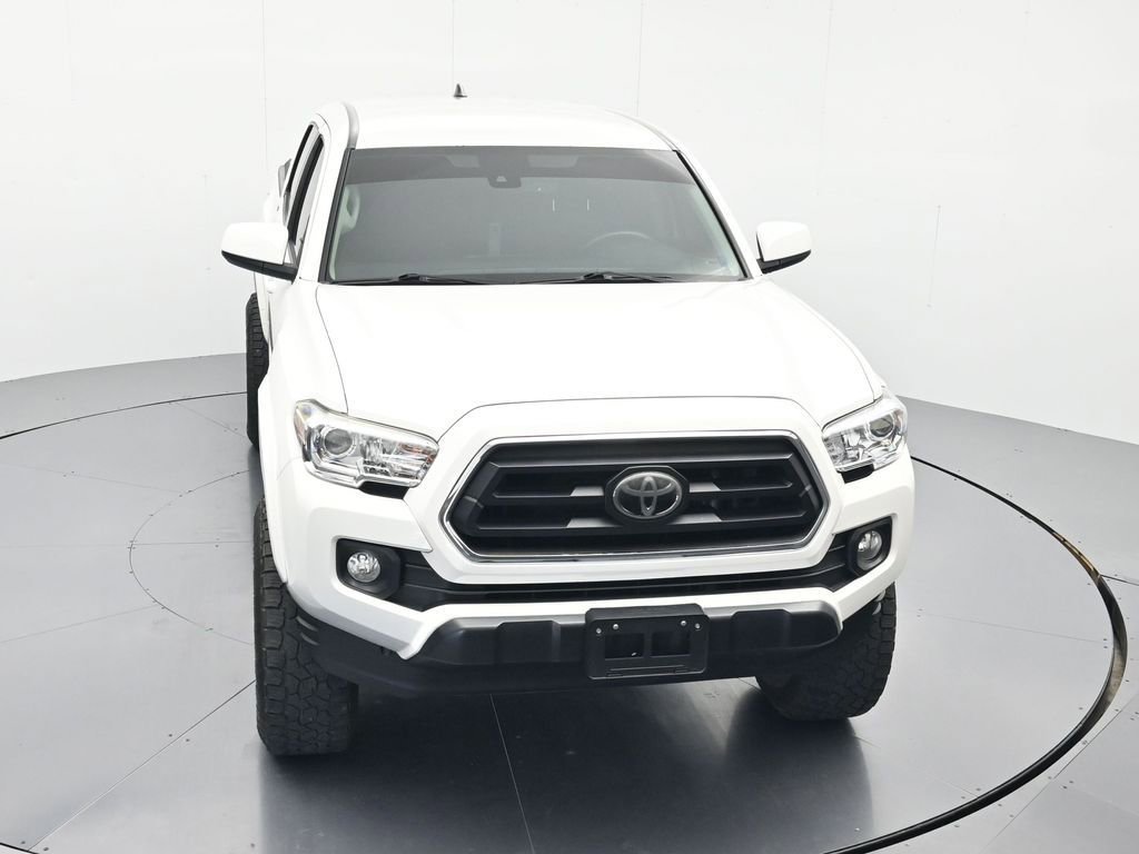 Used 2021 Toyota Tacoma SR5 AWD/4WD image 30