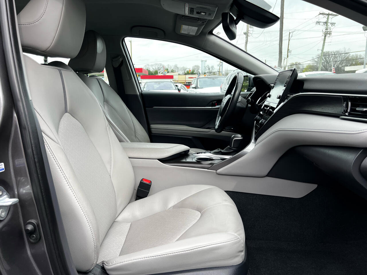 Used 2023 Toyota Camry XLE image 19