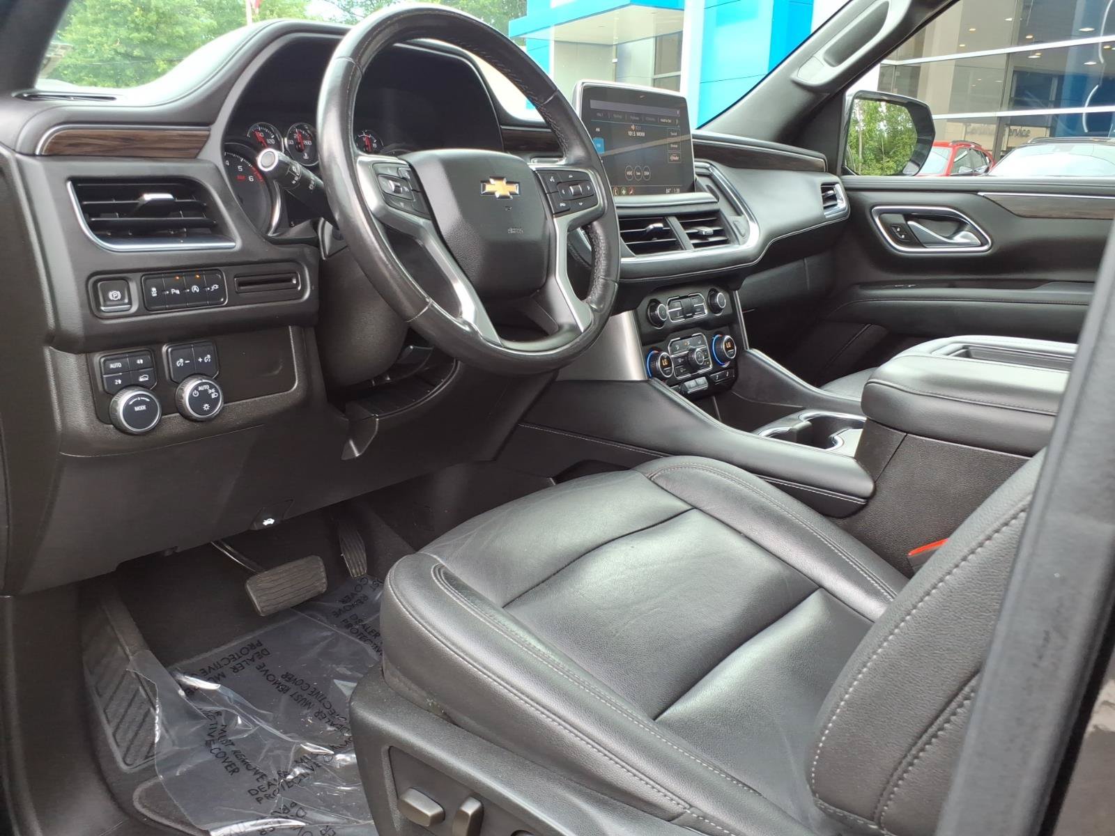 Certified 2021 Chevrolet Suburban LT AWD/4WD image 13