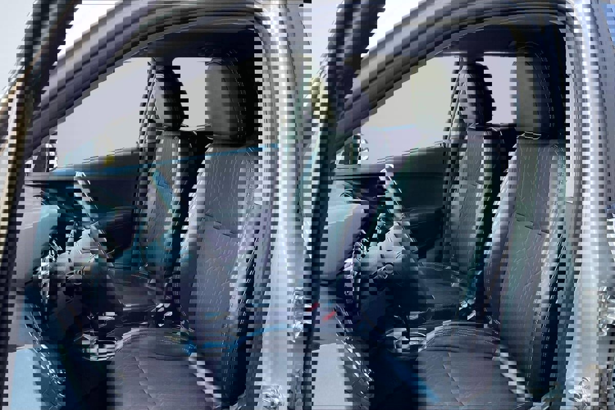 Used 2019 Chevrolet Trax LT w/ Redline Edition image 25