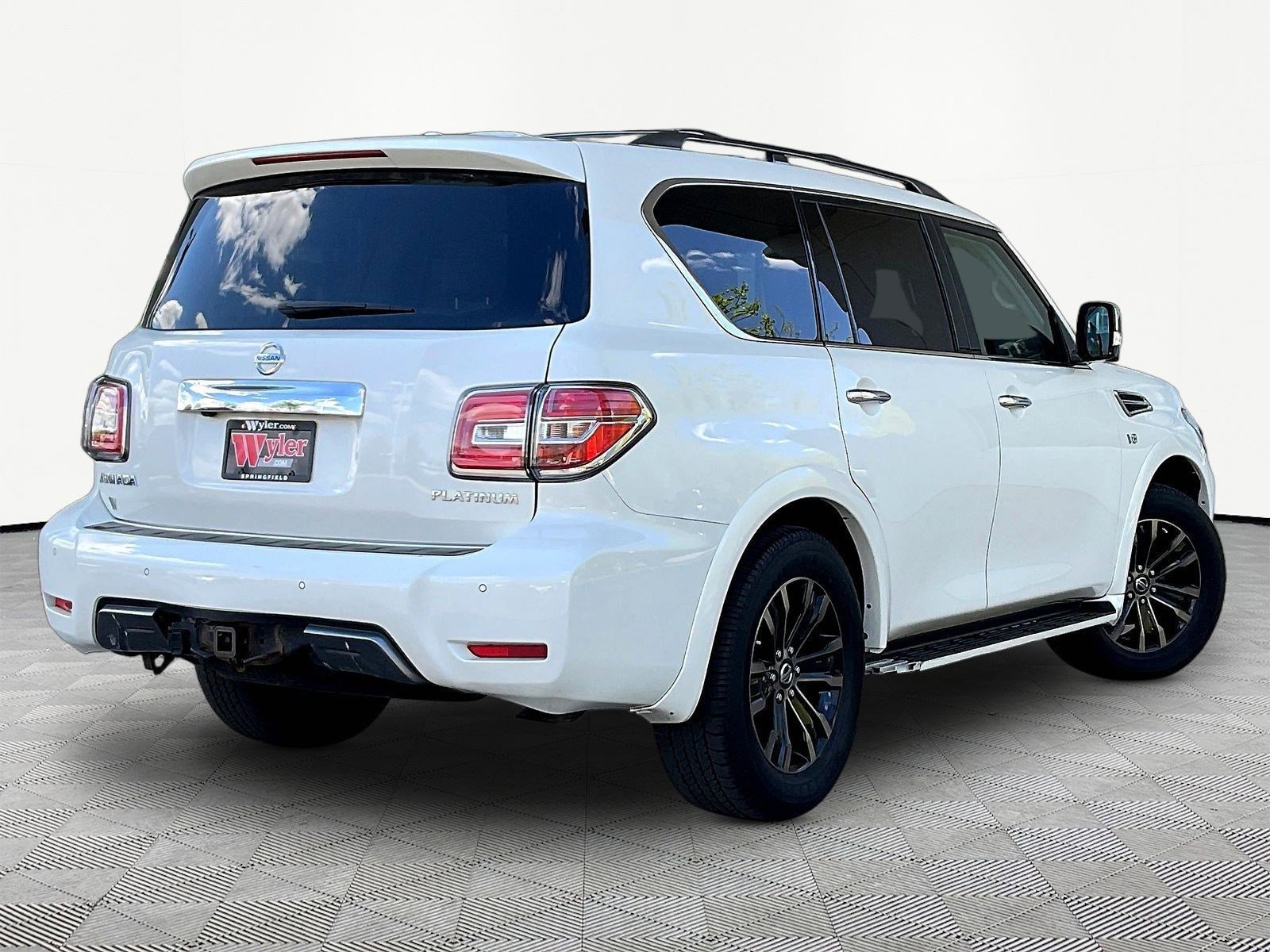 Used 2020 Nissan Armada Platinum w/ Captain's Chairs Package AWD/4WD image 6