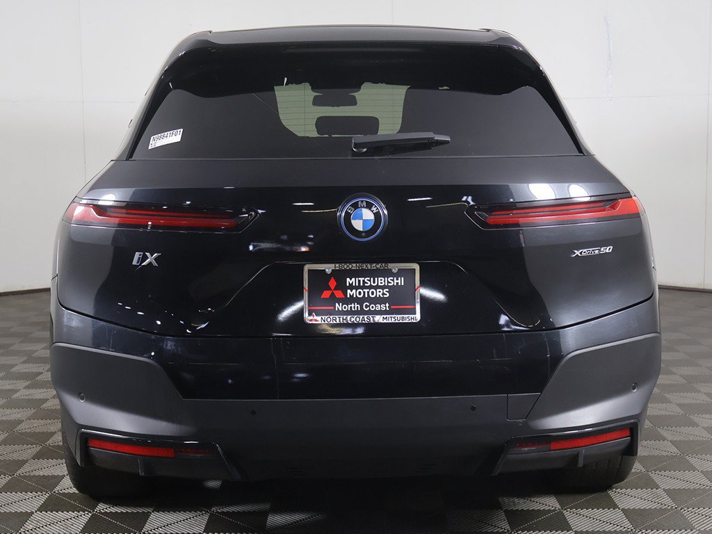 Used 2024 BMW iX xDrive50 AWD/4WD image 14