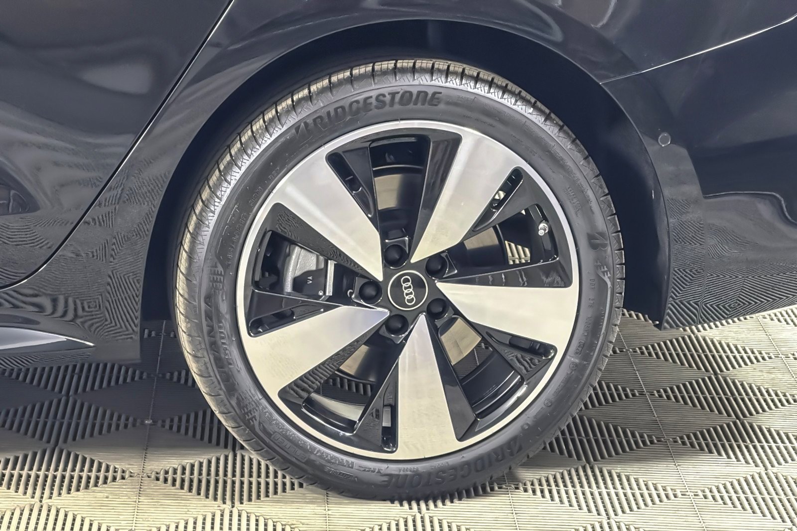 New 2026 Audi A5 2.0T Premium Plus AWD/4WD image 25