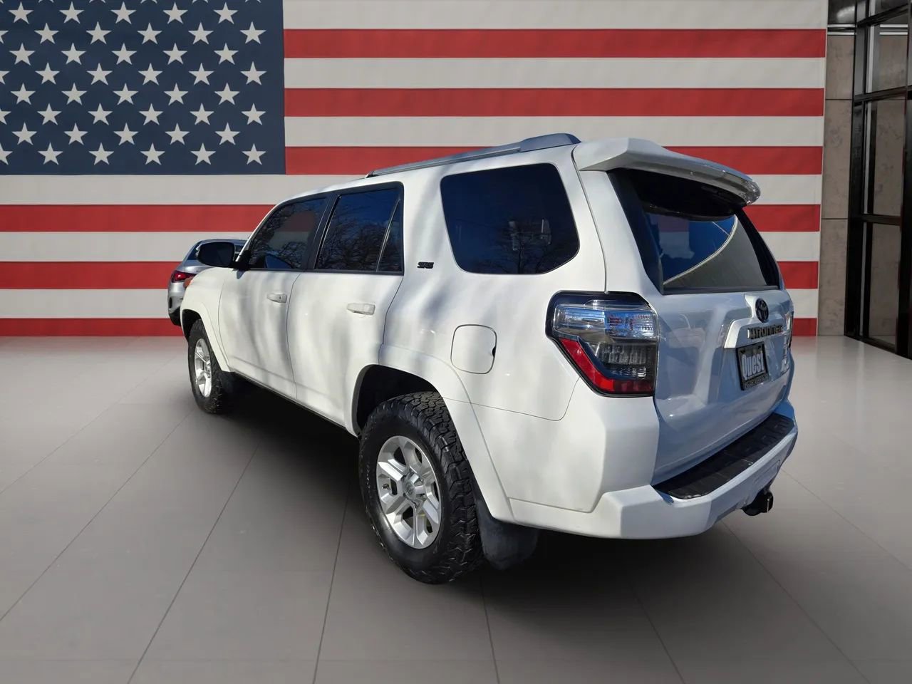 Used 2017 Toyota 4Runner SR5 Premium image 6