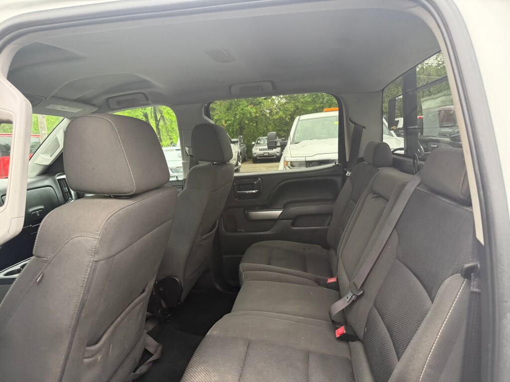 Used 2016 Chevrolet Silverado 1500 LT AWD/4WD image 17