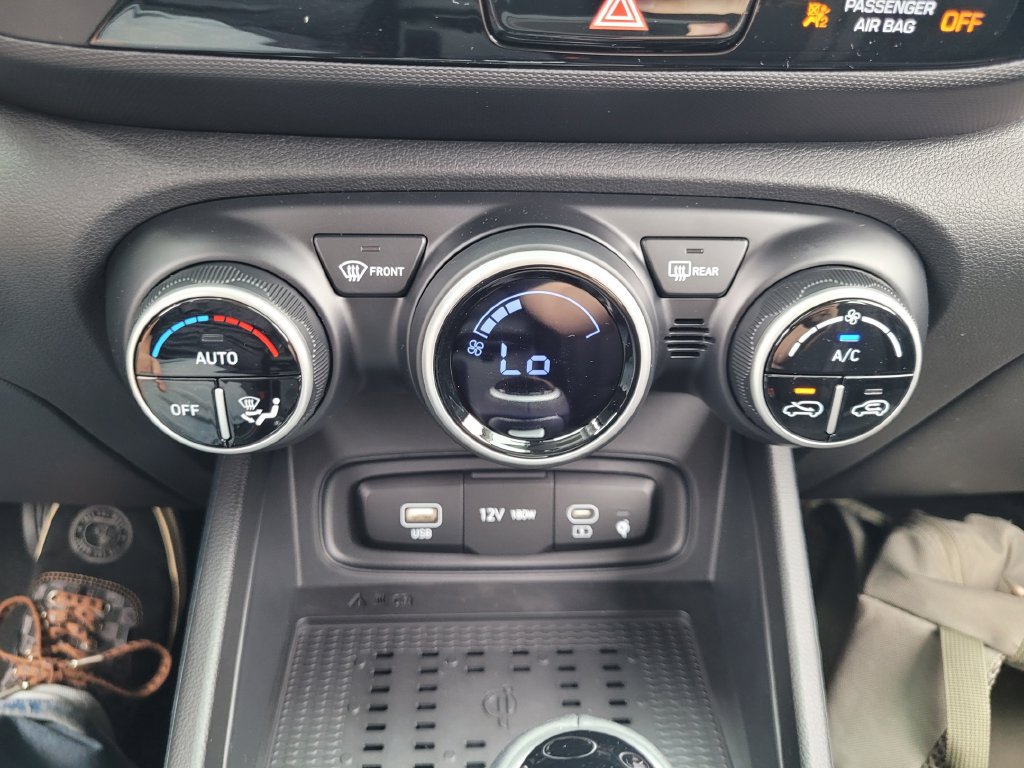 New 2026 Hyundai Venue SEL FWD image 22