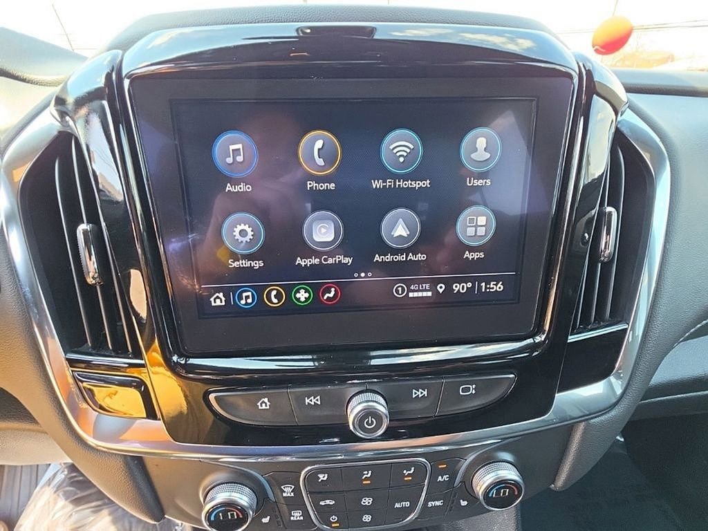Used 2023 Chevrolet Traverse LT AWD/4WD image 17