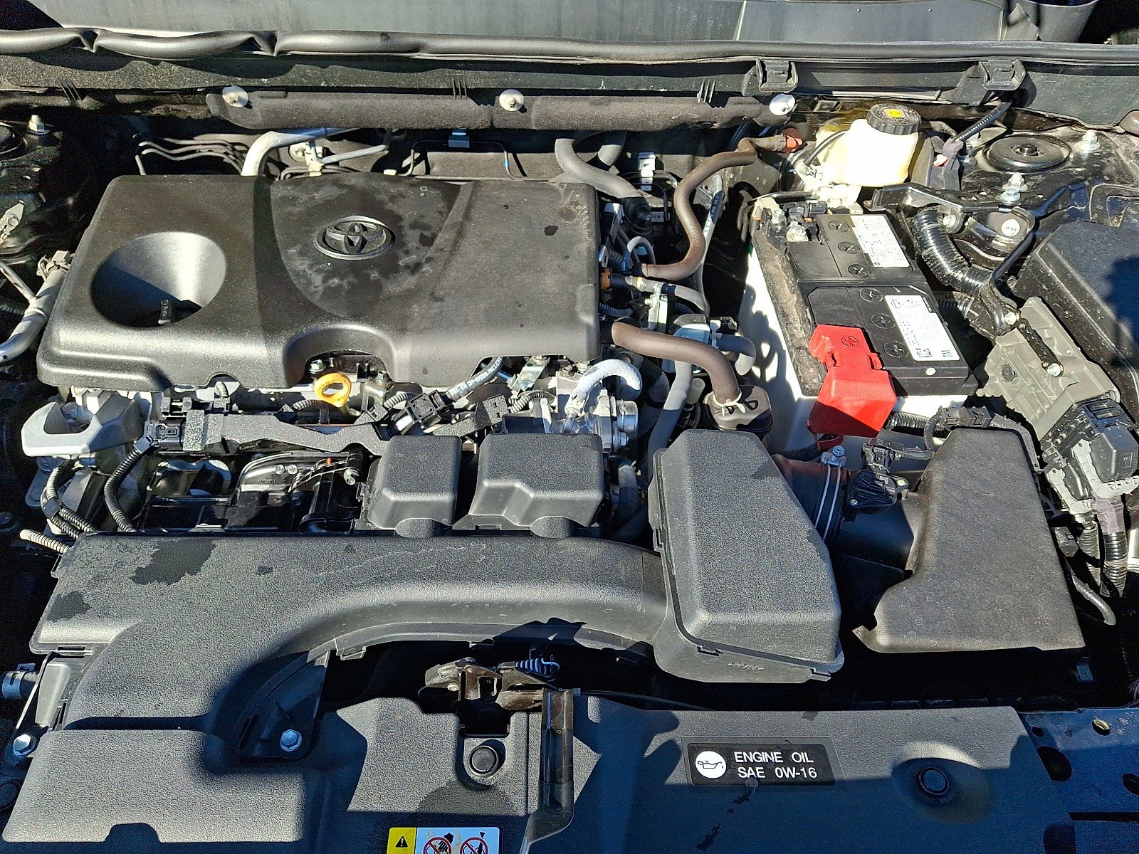Used 2025 Toyota RAV4 LE AWD/4WD image 27