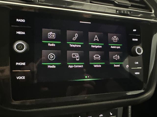 Certified 2024 Volkswagen Tiguan SE R-Line image 26