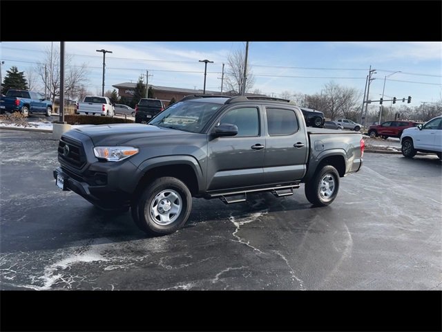 Used 2023 Toyota Tacoma SR image 4