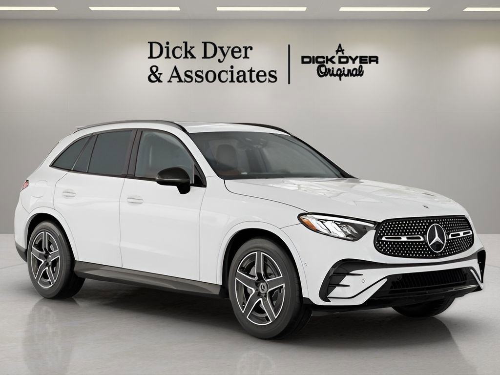 Used 2025 Mercedes-Benz GLC 300 image 32
