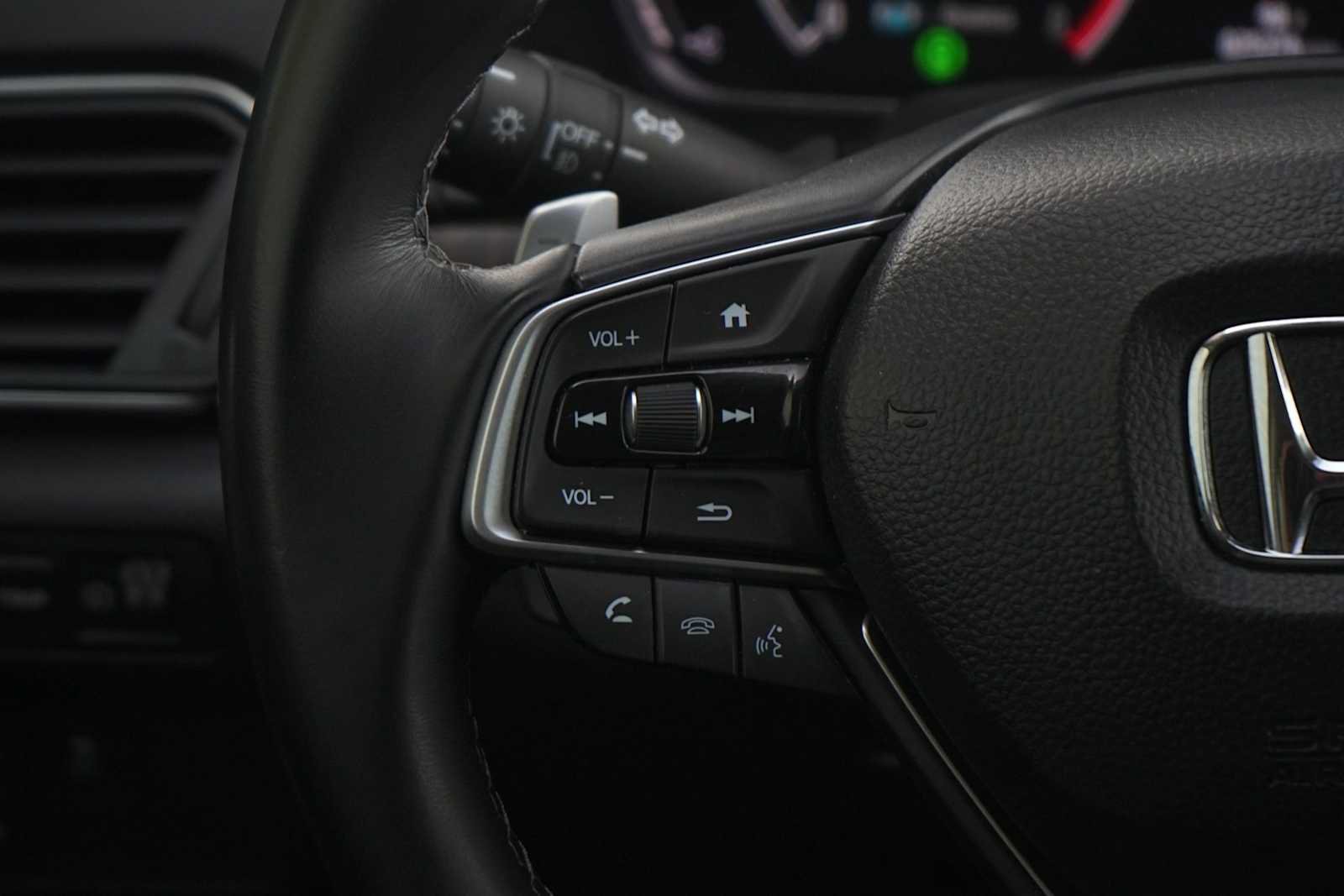 Used 2021 Honda Accord Touring image 21