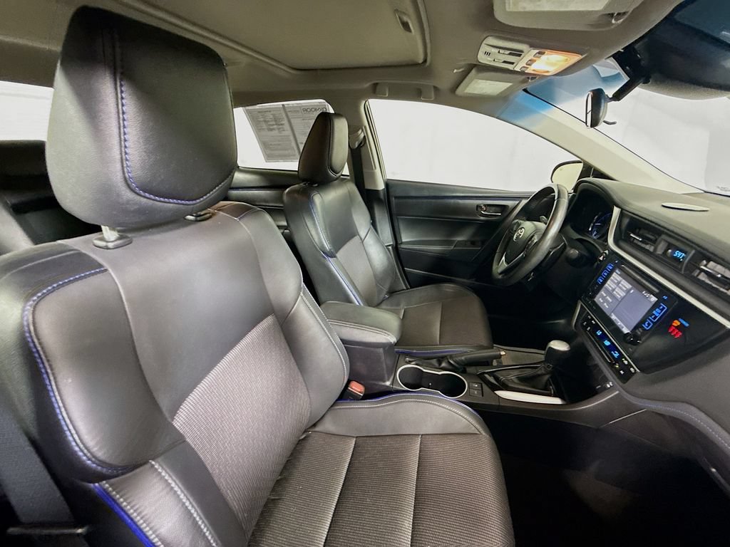 Used 2019 Toyota Corolla L FWD image 25