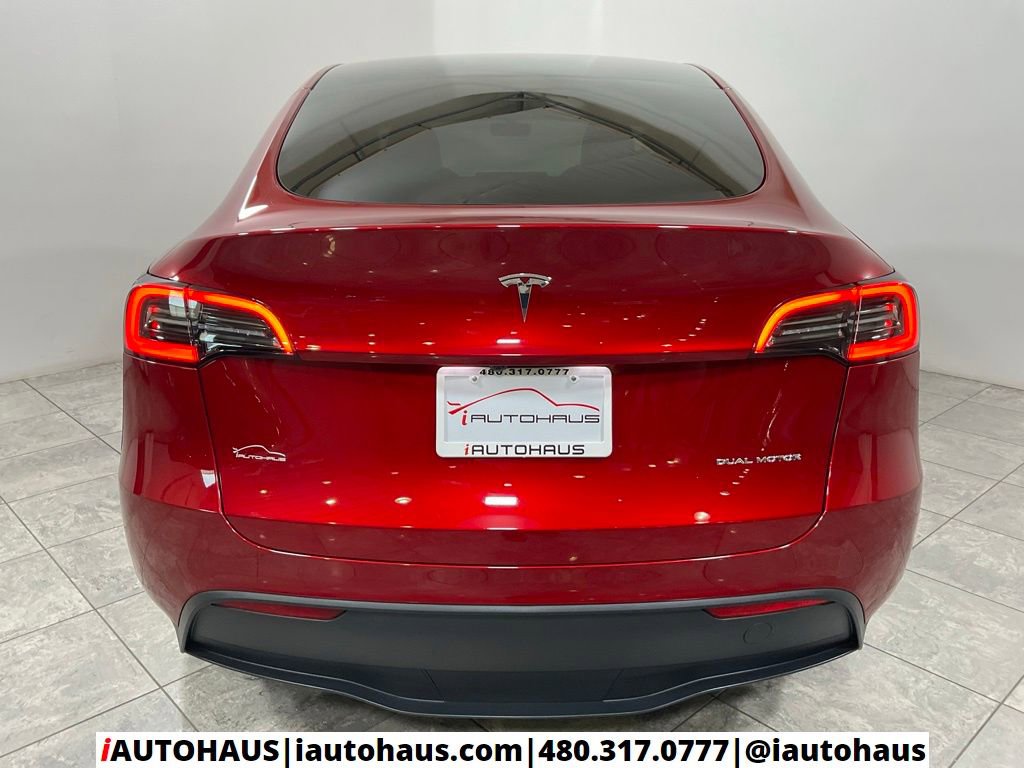 Used 2024 Tesla Model Y Long Range AWD/4WD image 5