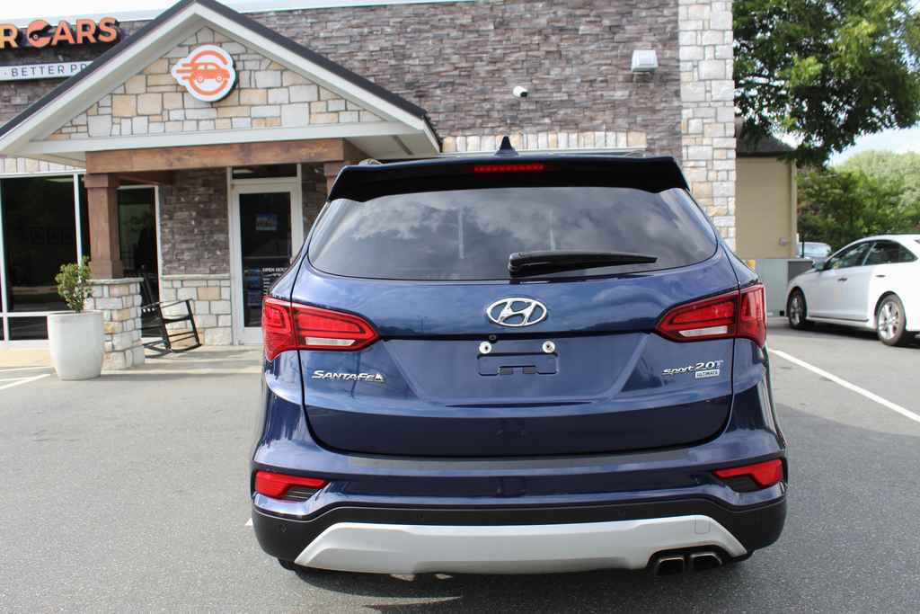Used 2017 Hyundai Santa Fe Sport FWD image 6