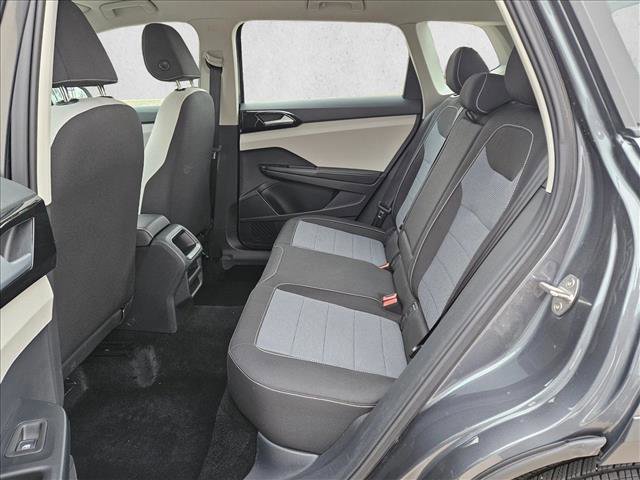 Used 2025 Volkswagen Taos S image 18