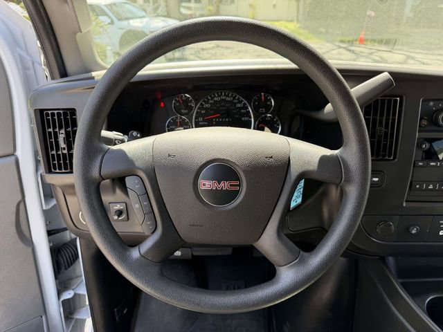 Used 2025 GMC Savana 3500 LT w/ LT Preferred Equipment Group RWD image 26