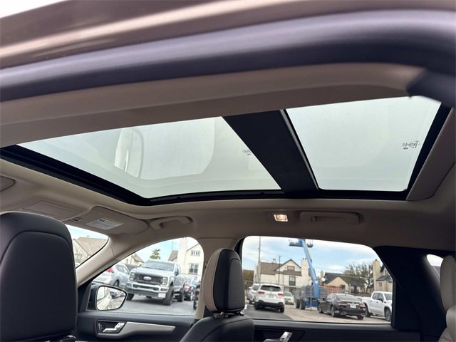 Used 2020 Ford Escape SE Sport image 20